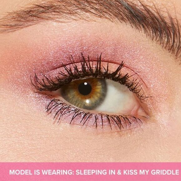 Too Faced Maple Syrup Pancakes Eyeshadow Palette - Picture 9 of 13